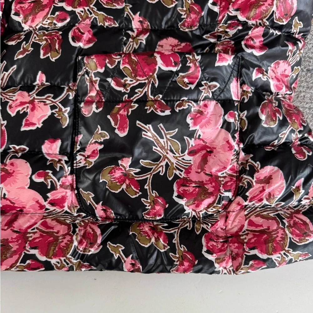Lands’ End Black Pink Floral Cropped Puffer Jacket Size Girls XL Fits Women S-M
